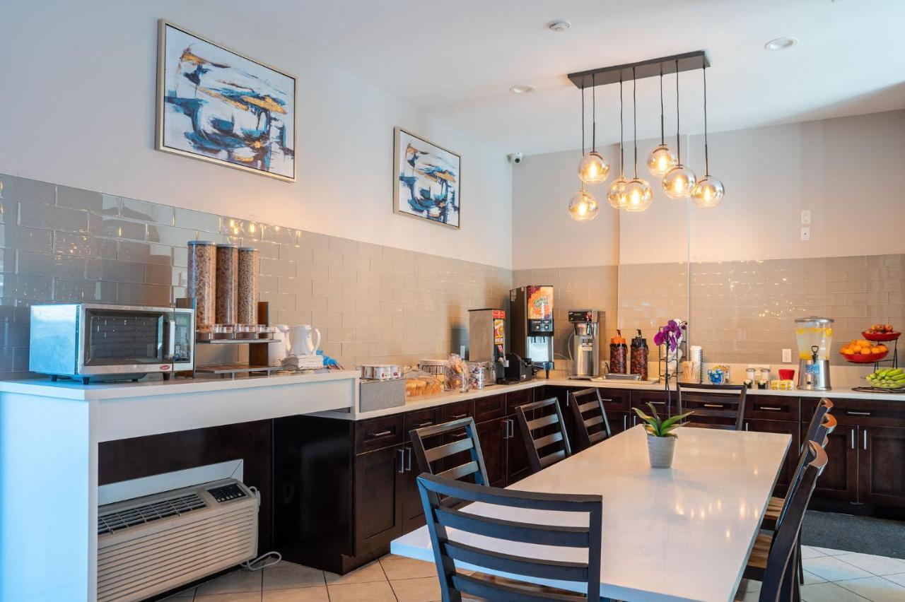 Ramada By Wyndham Redondo Beach Extérieur photo