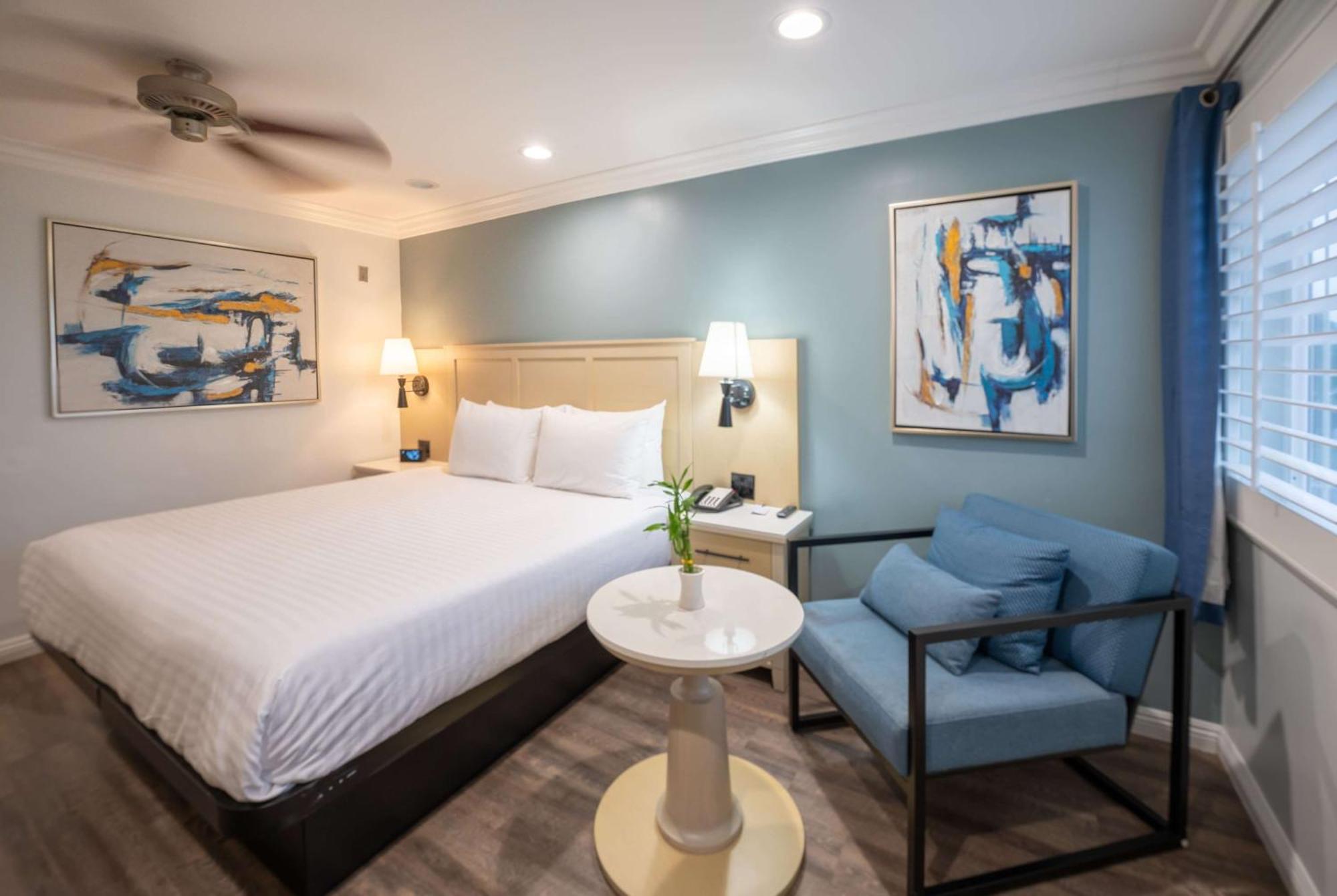 Ramada By Wyndham Redondo Beach Extérieur photo